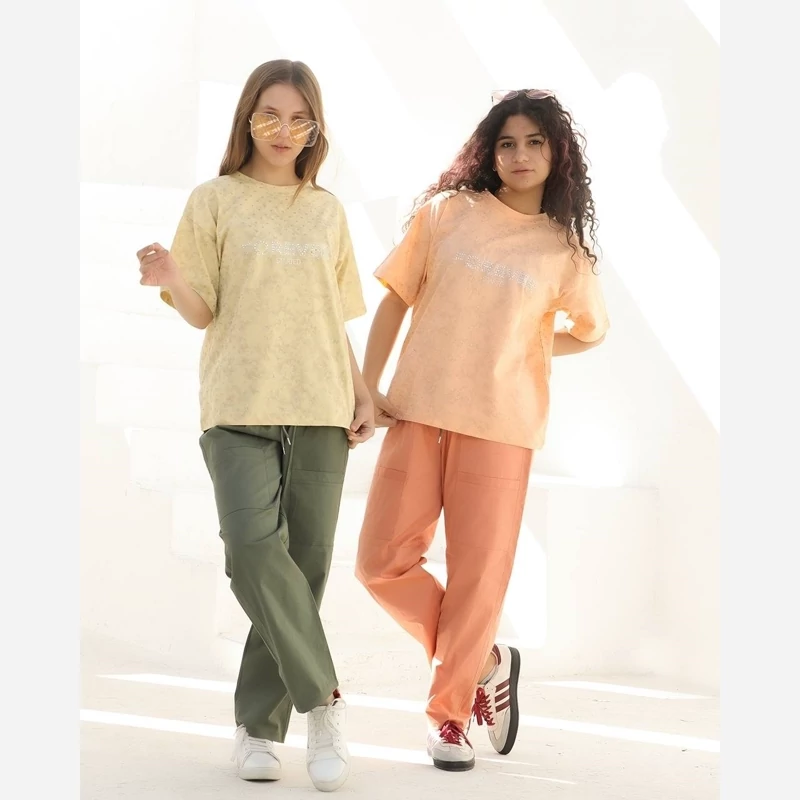 تیشرت و شلوار دخترونه جنس تیشرت پنبه لاکرا دار جنس شلوار کتان سایز 50